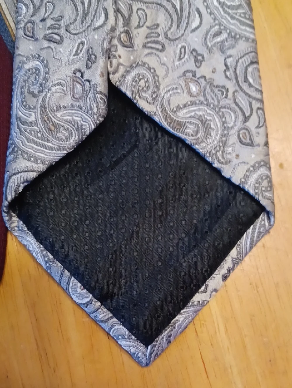 Geoffrey Beene Set Of 2 100% Silk Neck Ties